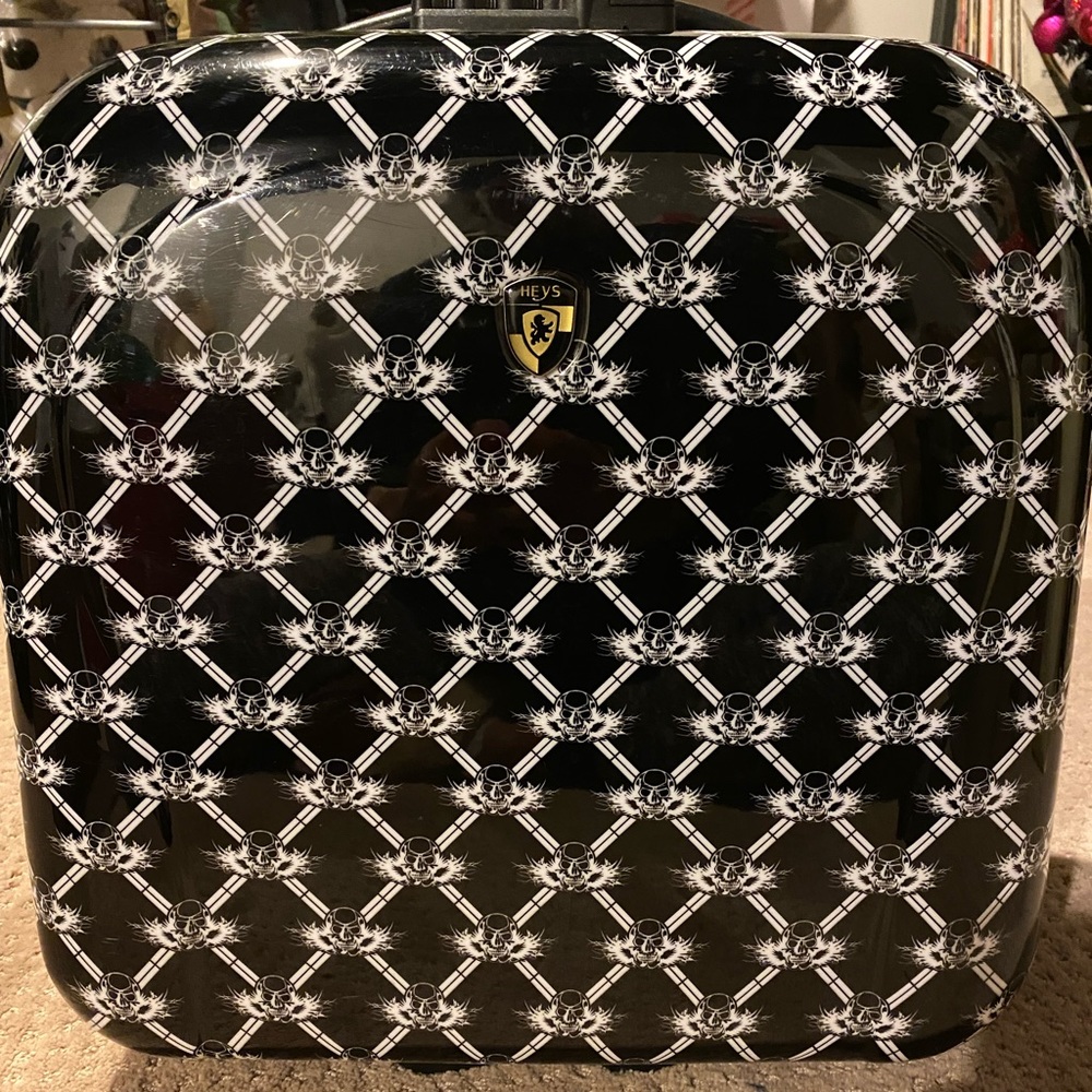 Hard suitcase / laptop traveler